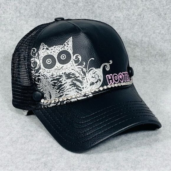 Hooters Hat Women’s Black Vegan Leather Rhinestones Owl Snap‎ Back OSFM Vtg - Picture 2 of 16